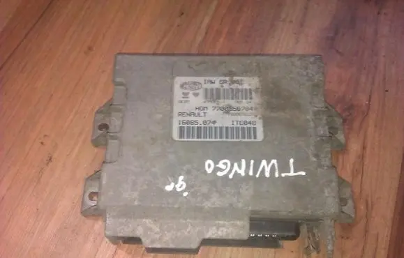 Renault Twingo I Engine control unit/module 7700856784