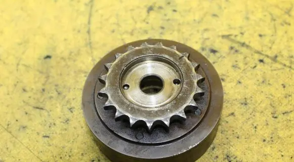 Volkswagen Touran III Timing chain sprocket 