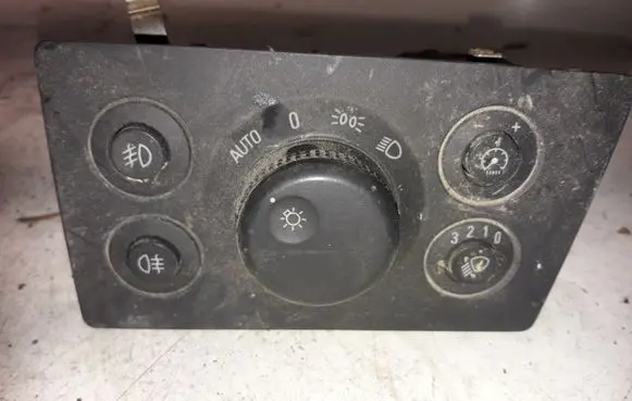 Opel Zafira B Light switch 43305869