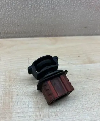 Mercedes-Benz E W211 Radiator mount bracket A2115040312