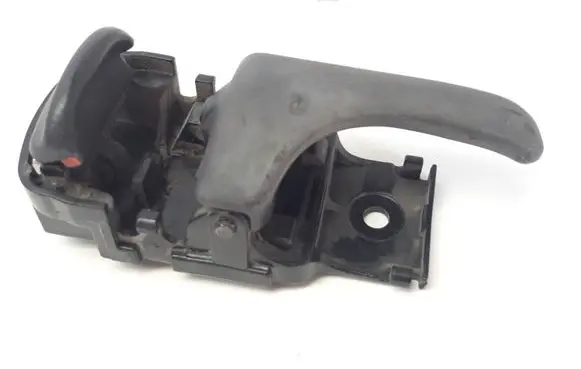Nissan Primera Front door interior handle