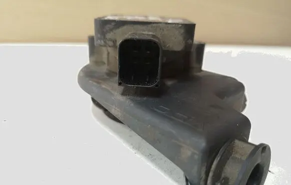 Citroen C5 Accelerator pedal position sensor 9643365680 445821001002