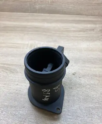 Volkswagen PASSAT B5 Mass air flow meter 028906461 0281002216