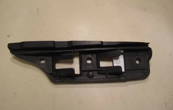 Volkswagen Golf V Front bumper mounting bracket 1K0807184