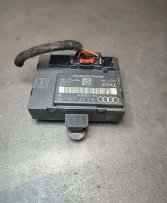 Audi Q7 4L Door control unit/module 4L0907290