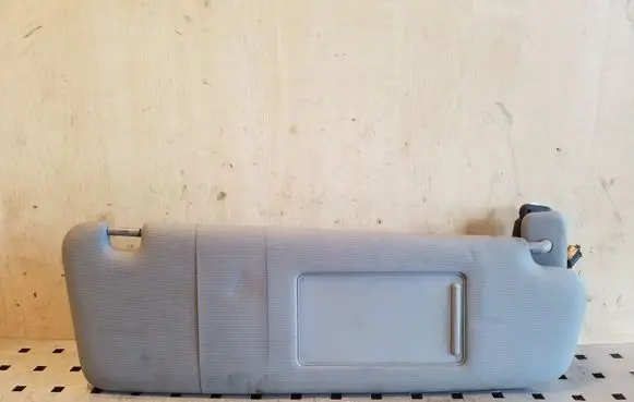 Volkswagen Touareg I Sun visor