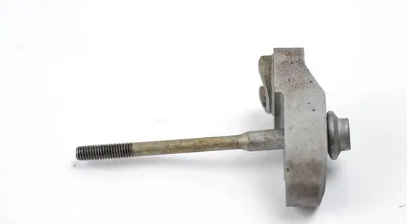 Audi A6 S6 C7 4G Fuel Injector clamp holder 059216J