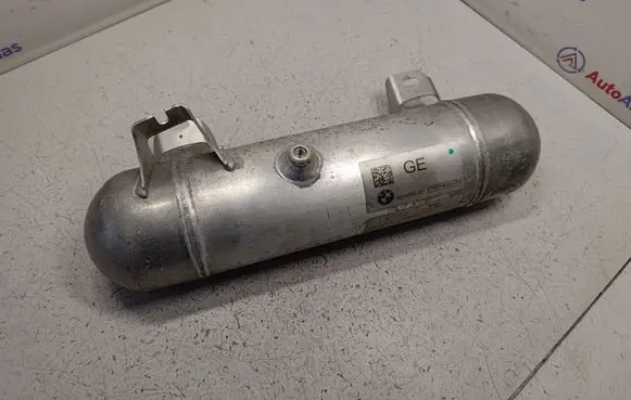 BMW 6 G32 Gran Turismo Air suspension tank/reservoir 6874769 37206874769