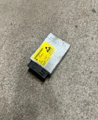 BMW 5 E60 E61 Central console control unit 9169521 330053 80049005