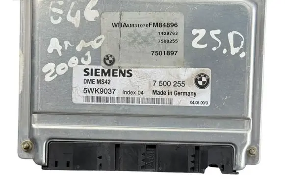 BMW 3 E46 Engine control unit/module 7501897 5WK9037 7500255