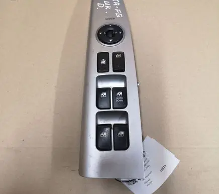 Hyundai Santa Fe Electric window control switch 371495
