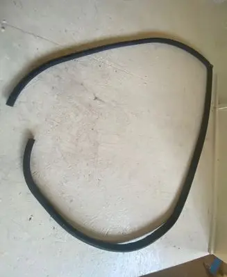 Chevrolet Captiva Front door rubber seal