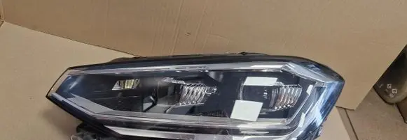 Volkswagen Golf Sportsvan Headlight/headlamp 517941081