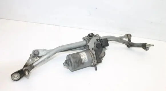 Jaguar XF X250 Front wiper linkage and motor 8X2317500BD
