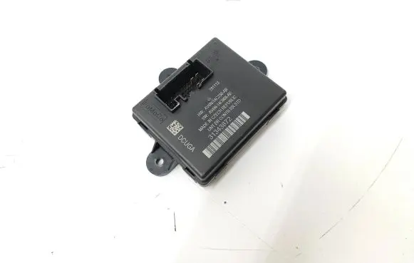 Volvo V40 Door control unit/module 31343872 AV6N14C068AE AV6N14C236AB