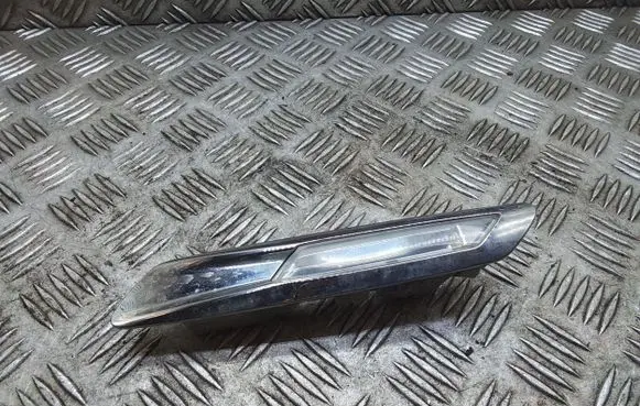 BMW 5 F10 F11 Front fender indicator light 7154168 715416805 715417005