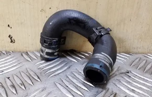 Mercedes-Benz E W212 Engine coolant pipe/hose A6512030882