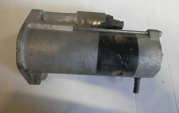 Mitsubishi Pajero Starter motor
