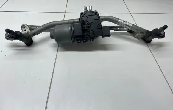 Citroen C3 Front wiper linkage and motor 3397021910 20190531 9815497780