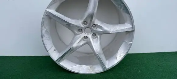 Ferrari Purosangue R23 light alloy rim DM156303324M2