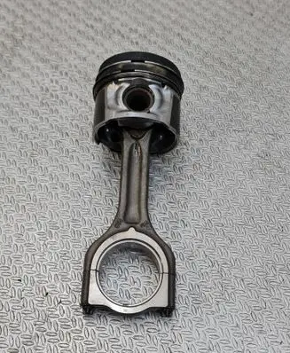 Peugeot 308 Piston with connecting rod 