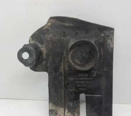 Audi A8 S8 D3 4E Other under body part 4E0825192