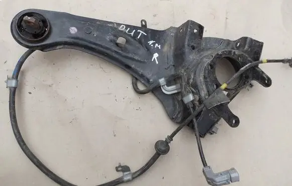 Mitsubishi Outlander Rear control arm 56465465