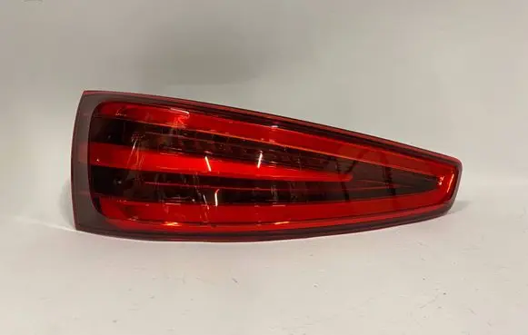 Audi Q3 8U Rear/tail lights 8U0945093H