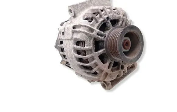 Opel Astra J Generator/alternator 13586366