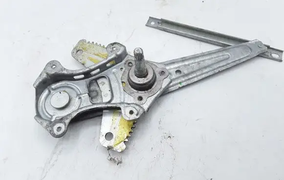 Nissan Micra Rear window lifting mechanism without motor NOCODE