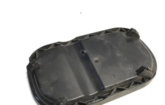 Volvo V50 Headlight/headlamp dust cover 1305239242