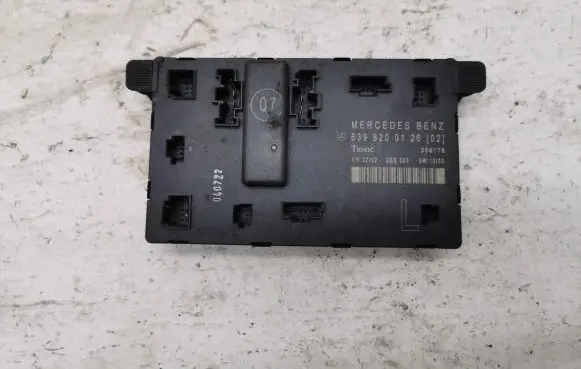 Mercedes-Benz Vito Viano W639 Door control unit/module