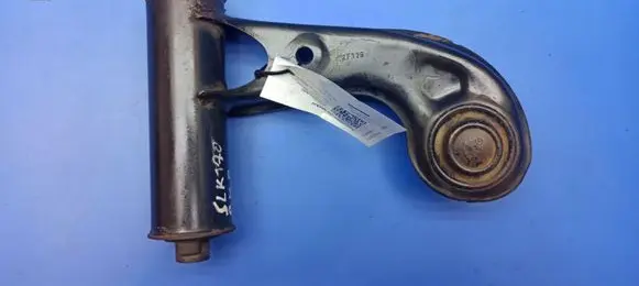 Mercedes-Benz SLK R170 Front lower control arm/wishbone 2F128