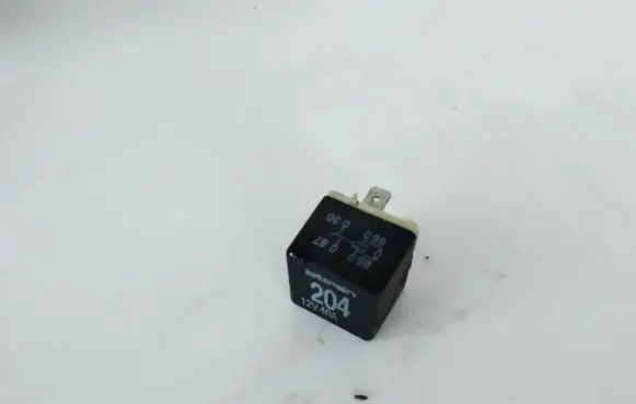 Volkswagen PASSAT B5 Other relay 431951253h