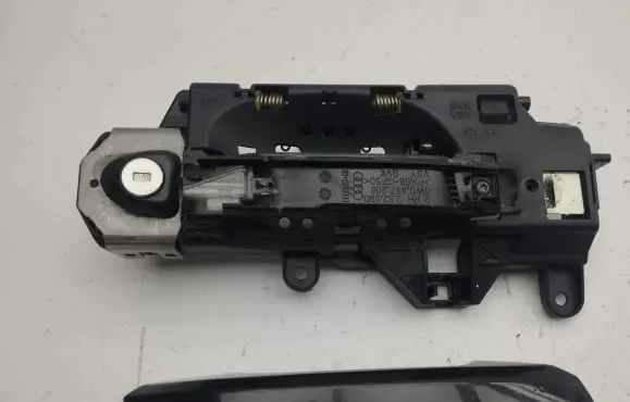 Audi A5 Front door exterior handle 8W0837812A