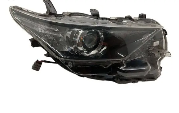 Toyota Auris E180 Headlight/headlamp 8111002K30 90070909