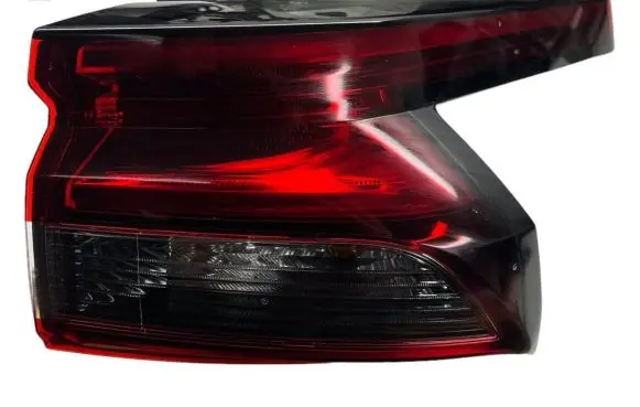 Nissan Qashqai J12 Rear/tail lights 2208D02F