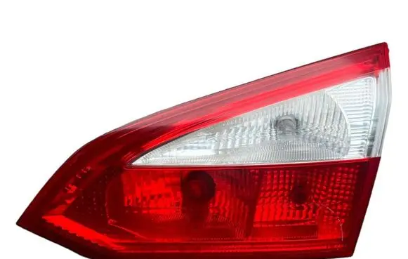 Ford Focus Tailgate rear/tail lights BM5113A602B