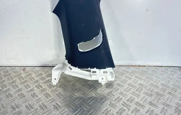 Lexus RC (B) pillar trim (top) 6242024040