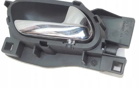 Peugeot 407 Rear door interior handle trim 