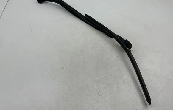 Dodge Charger Windshield/front glass wiper blade 