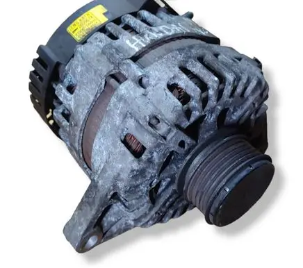 Hyundai i40 Generator/alternator 373002A800 2609674