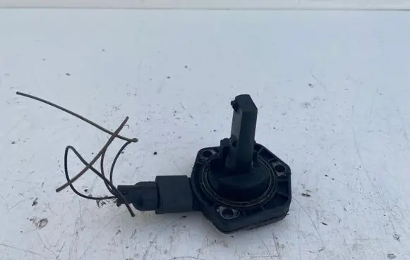 Volkswagen PASSAT B6 Oil level sensor 1J0907660C