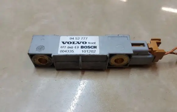 Volvo V70 Airbag deployment crash/impact sensor 9452777