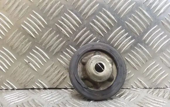 Volkswagen PASSAT B4 Coil spring mount 357412319B