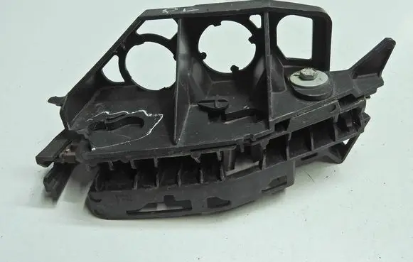Peugeot 308 Front bumper mounting bracket 9658272580 9680406680 9680406580
