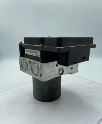 BMW 5 E60 E61 ABS Pump 6775732 6775730