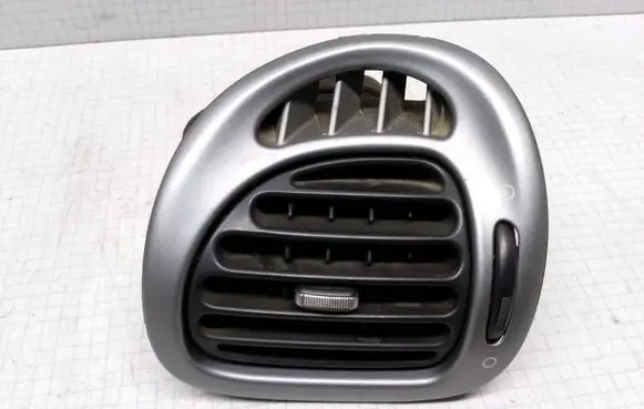 Citroen Xsara Picasso Dashboard side air vent grill/cover trim 9512M070 9631280177