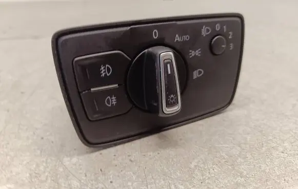 Light switch