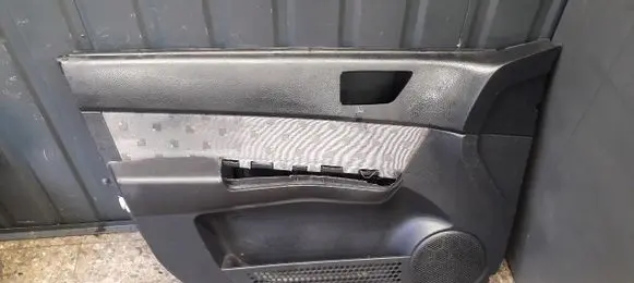 Hyundai Getz Front door card panel trim